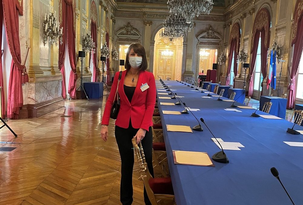 Maître Sylvie Noachovitch à l’Assemblée Nationale pour défendre sa proposition de Loi sur les plates-formes de recommandation d’artisans